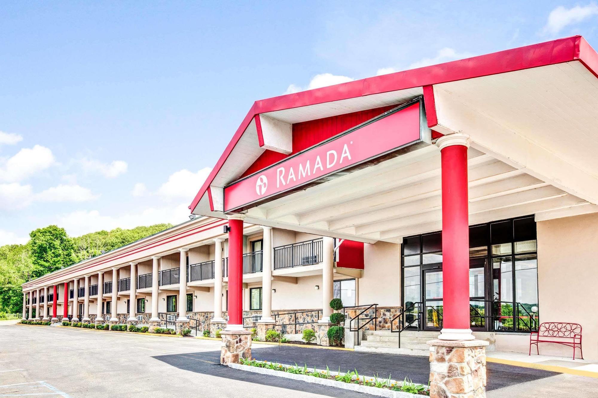 Ramada By Wyndham Rockaway Hotel Exterior photo