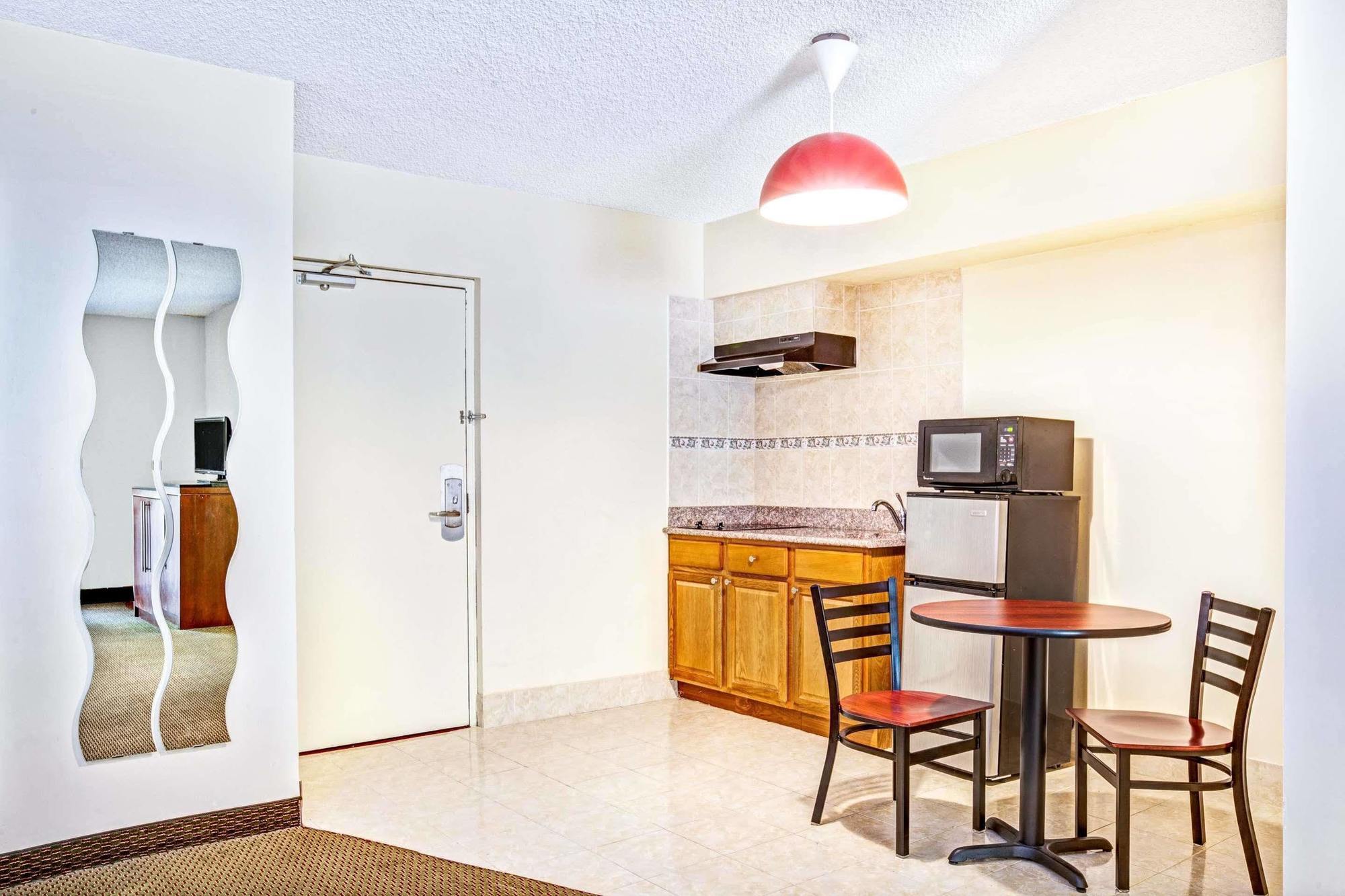Ramada By Wyndham Rockaway Hotel Exterior photo
